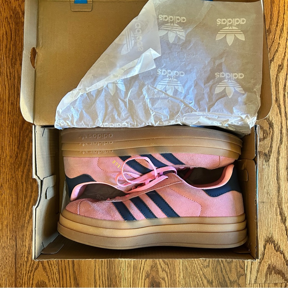 Women’s Adidas Gazelle Bold, Pink